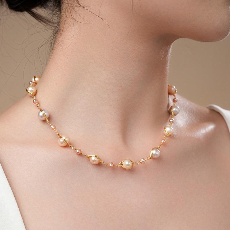 Elegant Baroque Pearl Necklace | Adjustable Gold Chain