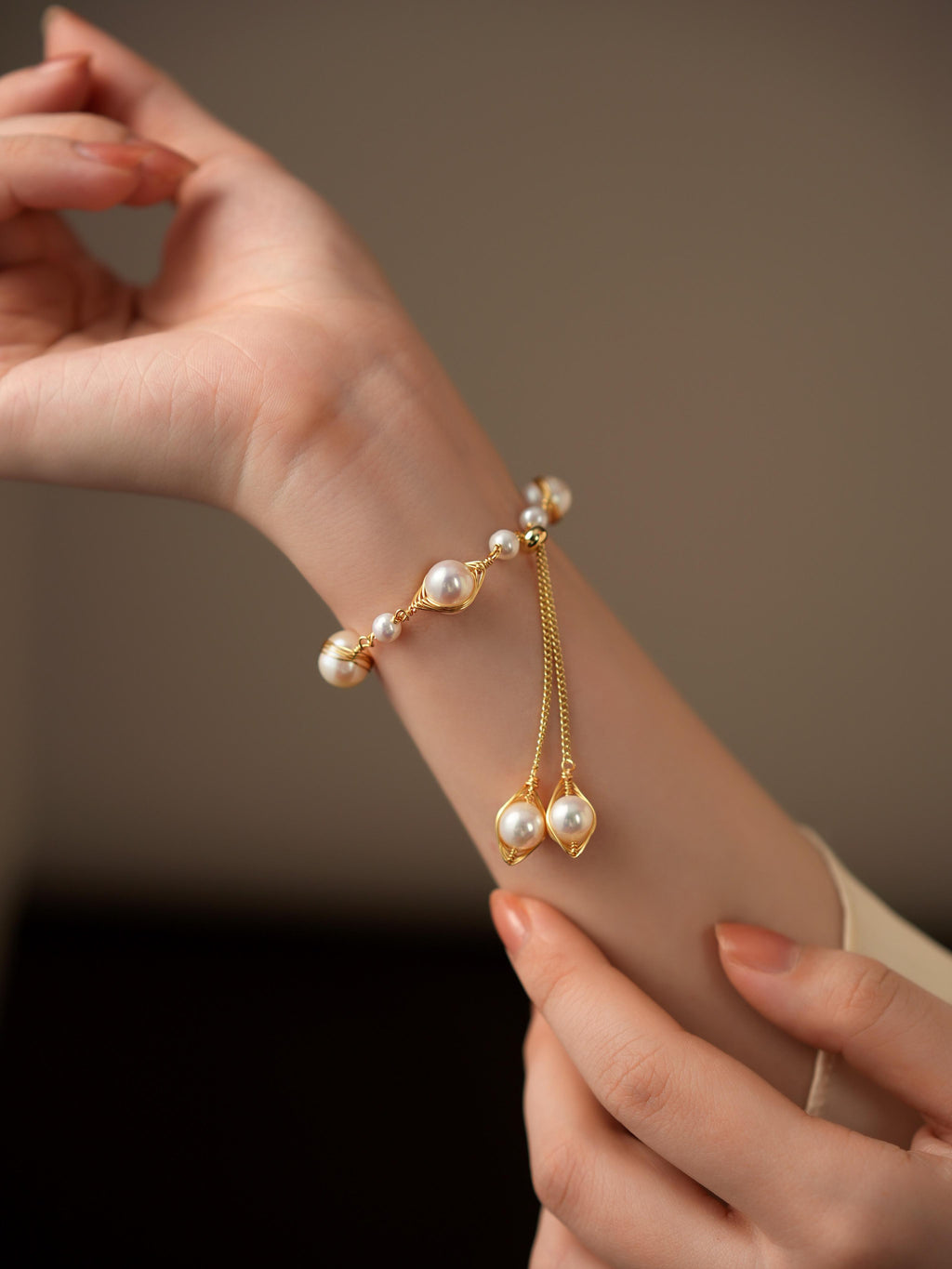 Handwoven Pearl Bracelet | Italian Wire-Wrapped Craft